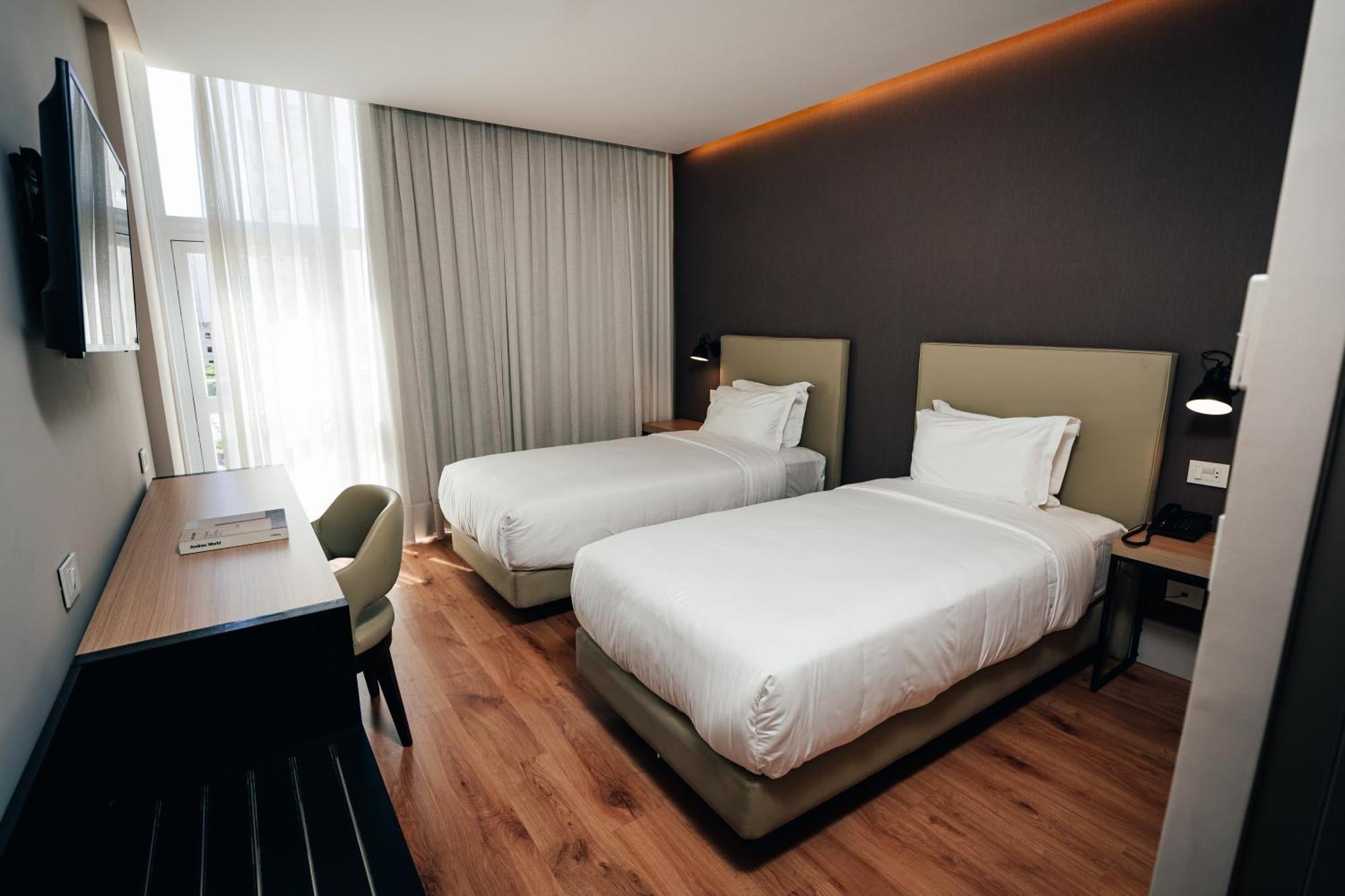 Palmaroga Hotel Asuncion, Tapestry Collection By Hilton Exteriér fotografie